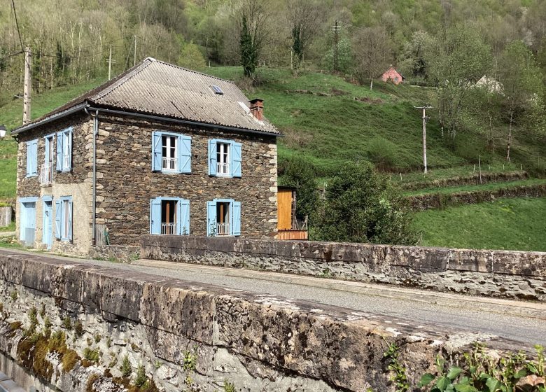 Gîte vu du pont