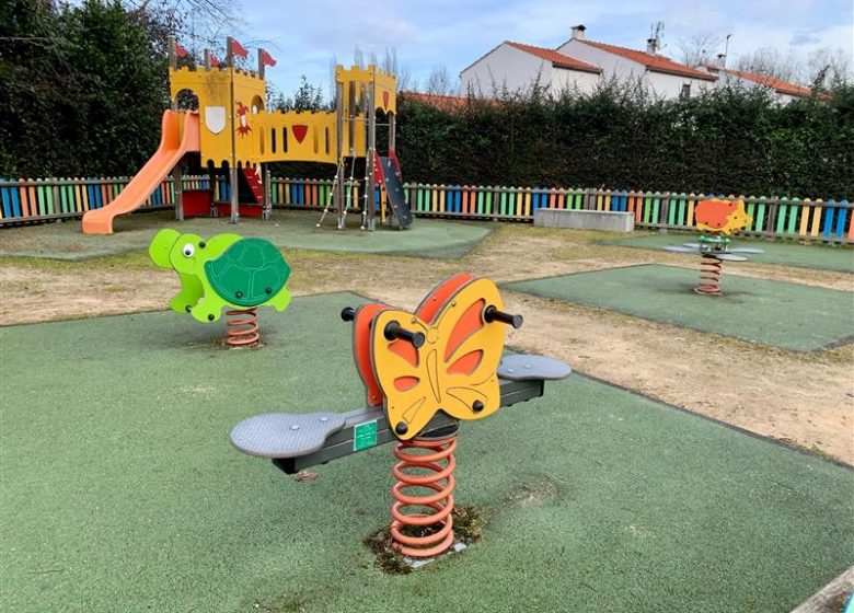 Aire de jeux publique pour enfants de Beauregard_Saint-Girons